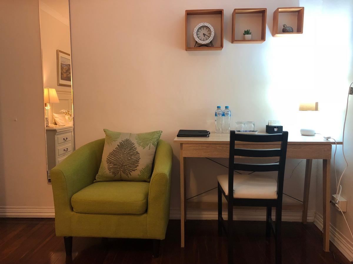 アルバニー Dunmoylen House Bed & Breakfast エクステリア 写真